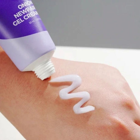 Isntree Onion Newpair Regenerating Cream/Gel with Onion - 50 ml